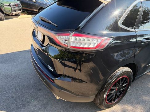Used 2018 Ford Edge SEL w/ Equipment Group 201A FWD image 42