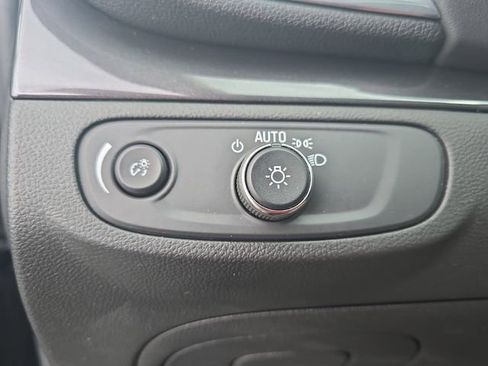 Used 2022 Buick Encore Preferred w/ Safety Package image 26