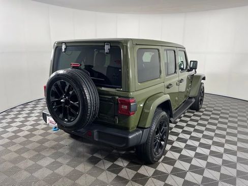 Used 2024 Jeep Wrangler Unlimited Sahara w/ Technology Group AWD/4WD image 7