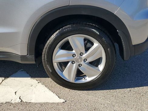 Used 2019 Honda HR-V EX image 14