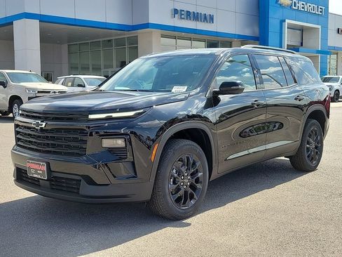 New 2026 Chevrolet Traverse LT w/ Midnight/Sport Edition FWD image 6