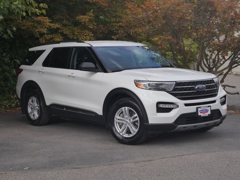 Certified 2023 Ford Explorer XLT AWD/4WD image 31