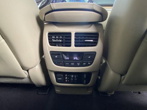 Used 2019 Acura MDX w/ Advance & Entertainment image 16