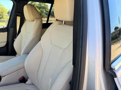 Used 2019 BMW X3 sDrive30i w/ Driving Assistance Package image 41