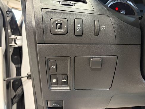 Used 2010 Lexus ES 350 FWD image 15