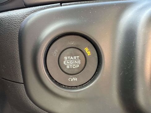 Used 2023 Jeep Wrangler Unlimited w/ Cold Weather Group AWD/4WD image 24