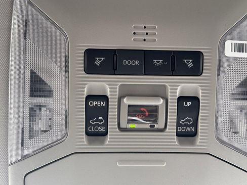 New 2025 Toyota RAV4 XLE Premium image 20