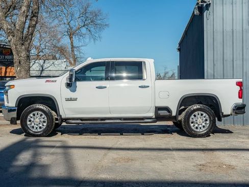 Used 2022 Chevrolet Silverado 2500 LTZ w/ LTZ Texas Edition image 3