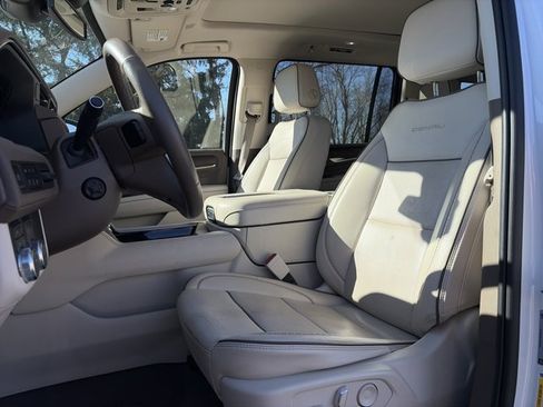 Used 2023 GMC Yukon XL Denali image 20