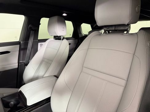 Used 2026 Land Rover Range Rover Evoque S image 16