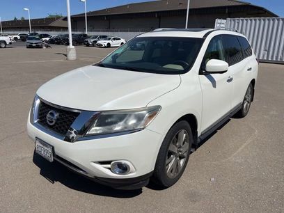 Used 2016 Nissan Pathfinder Platinum