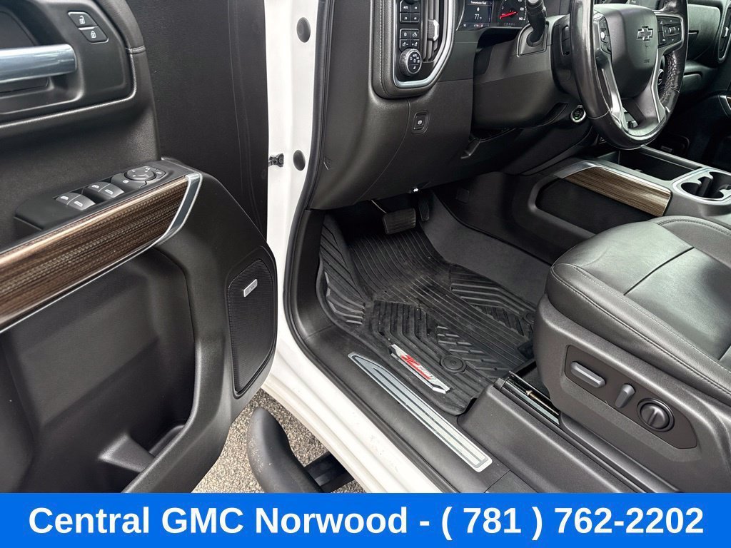 Used 2022 Chevrolet Silverado 1500 LT Trail Boss w/ LT Trail Boss Premium Package AWD/4WD image 12