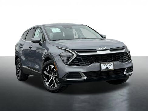 Certified 2025 Kia Sportage EX FWD image 2