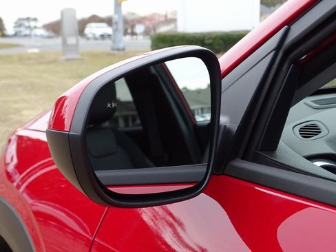 New 2026 Chevrolet Trax LT w/ Driver Confidence Package image 12