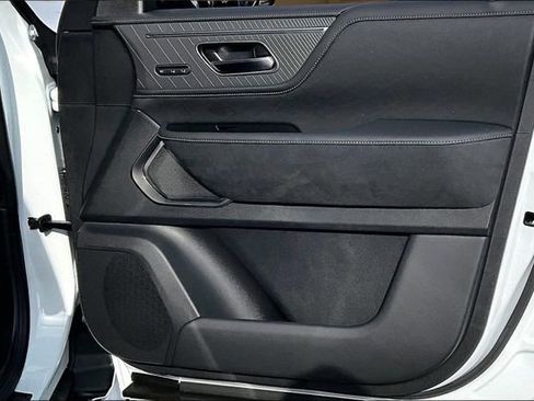 New 2026 INFINITI QX80 Autograph image 24