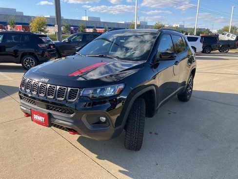 New 2026 Jeep Compass Trailhawk w/ Sun, Sound & Navigation Group image 3
