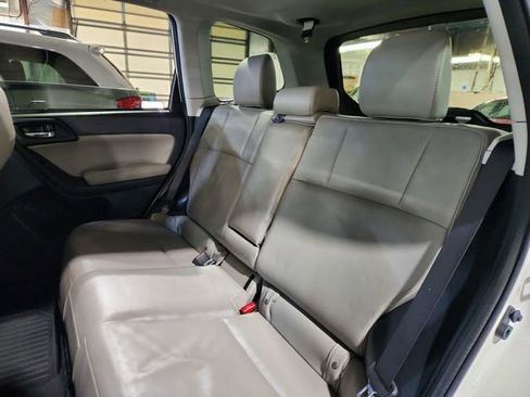 Used 2017 Subaru Forester 2.5i Limited image 19