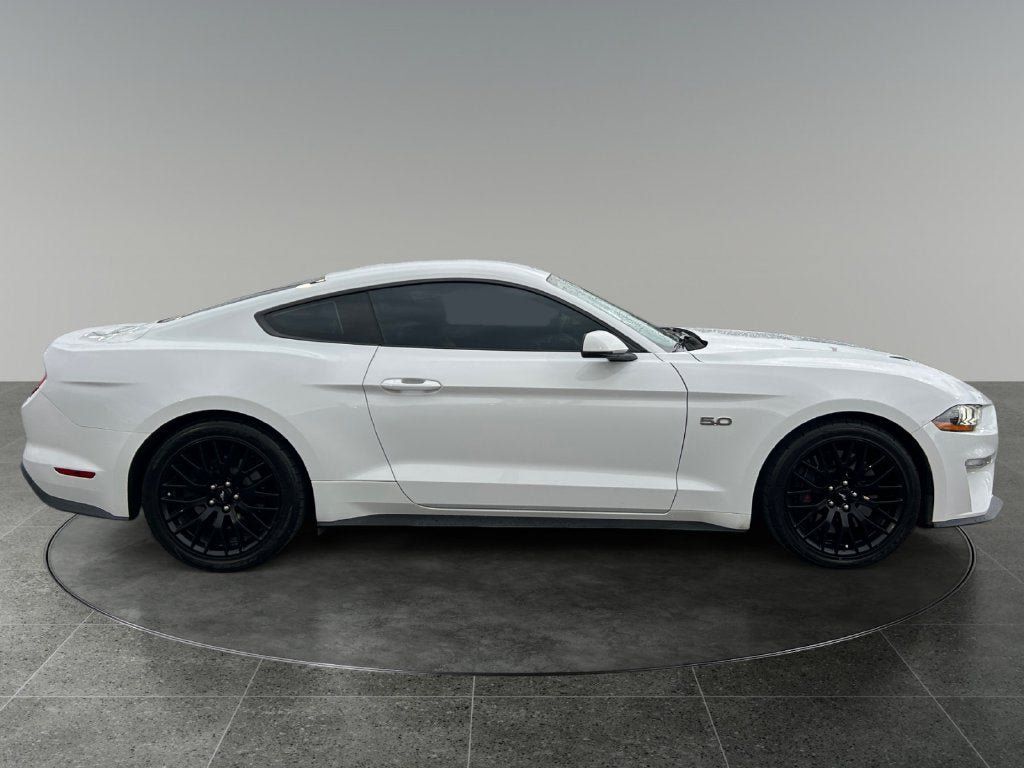 Used 2022 Ford Mustang GT Premium w/ GT Performance Package RWD image 11
