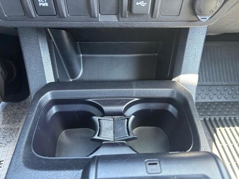 Used 2023 Toyota Tacoma SR AWD/4WD image 24