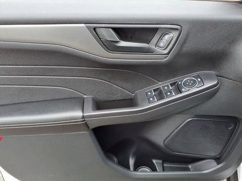 Used 2023 Ford Escape Active image 8