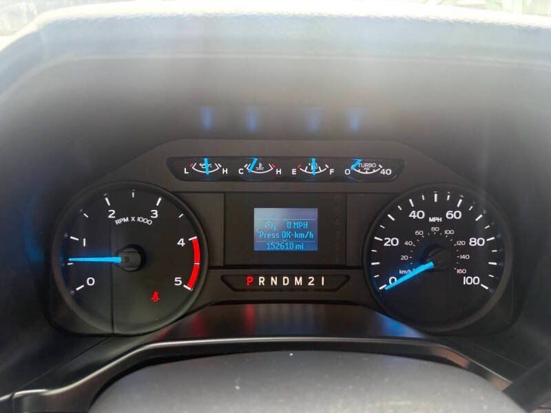 Used 2017 Ford F350 XL w/ Power Equipment Group AWD/4WD image 12