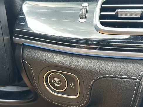 Certified 2024 Mercedes-Benz GLS 450 4MATIC image 28