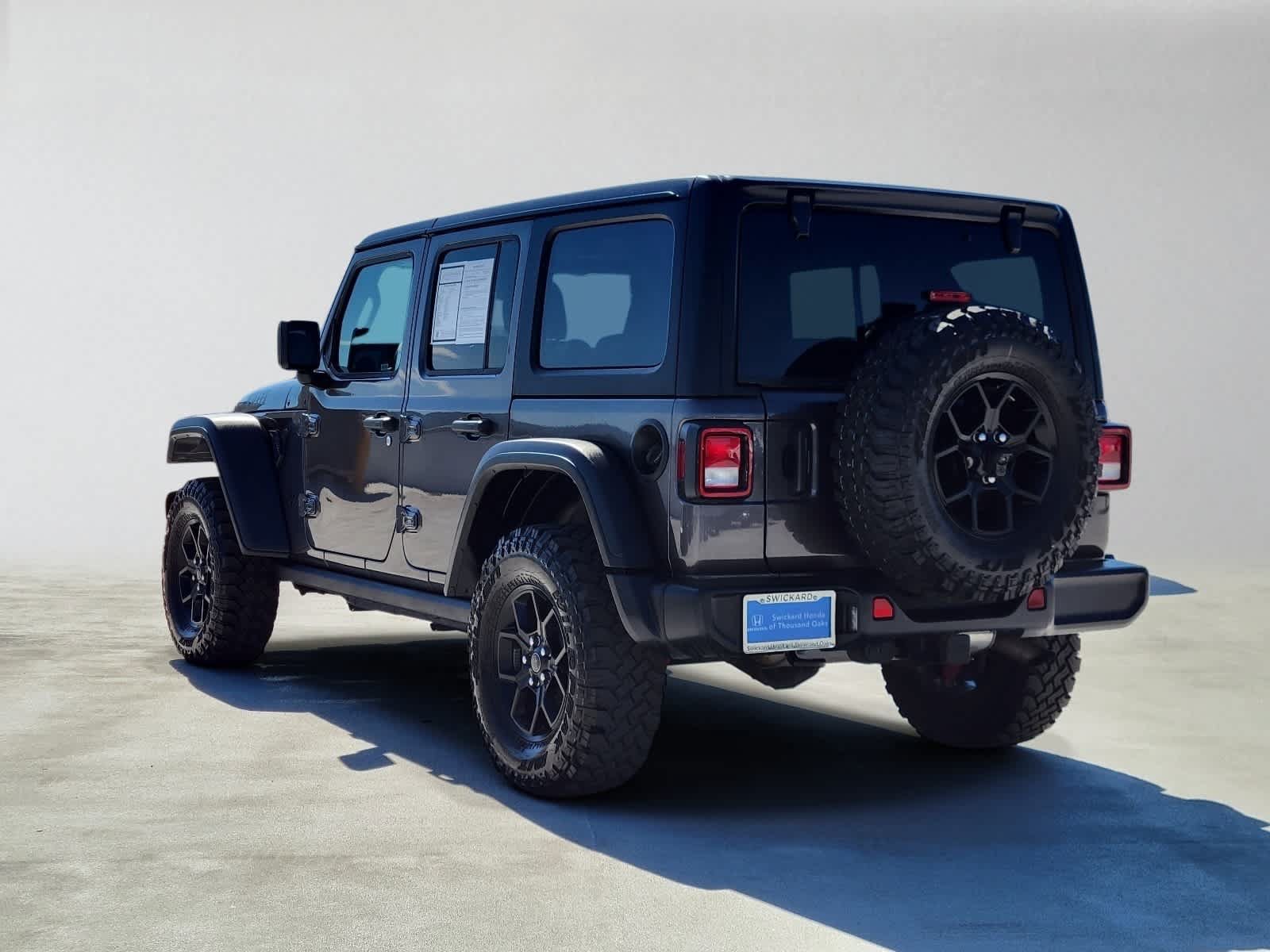 Used 2025 Jeep Wrangler Unlimited Sport AWD/4WD image 5