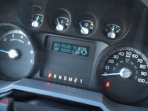 Used 2015 Ford F250 XL w/ Power Equipment Group image 11