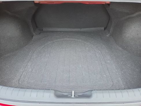Used 2021 Hyundai Elantra SEL FWD image 32