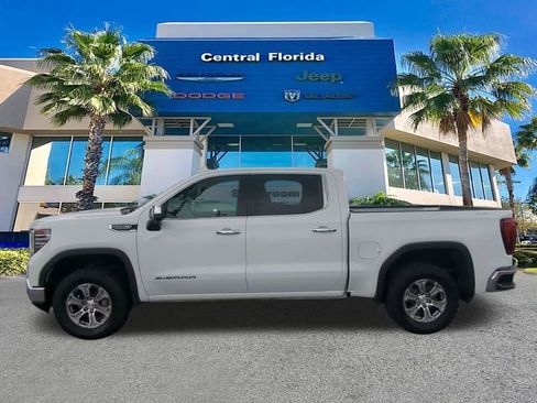 Used 2024 GMC Sierra 1500 SLT AWD/4WD image 8