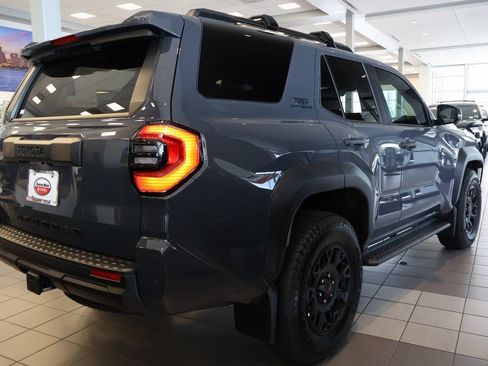 Used 2026 Toyota 4Runner TRD Off-Road Premium AWD/4WD image 4