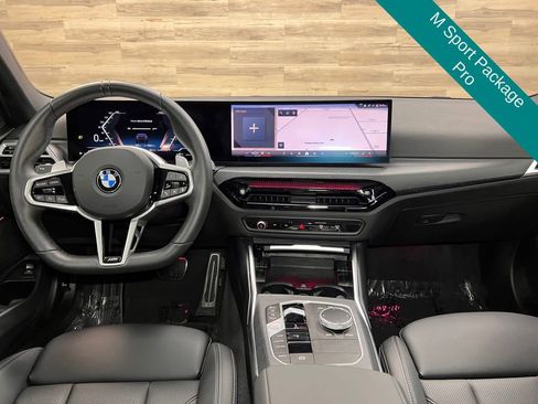 Used 2025 BMW 330i Sedan w/ M Sport Package RWD image 2