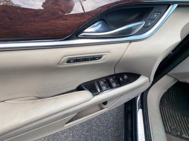 Used 2014 Cadillac XTS Luxury w/ Driver Awareness Package FWD image 17