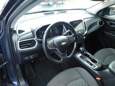 Used 2018 Chevrolet Equinox LT w/ Sun & Infotainment Package image 16