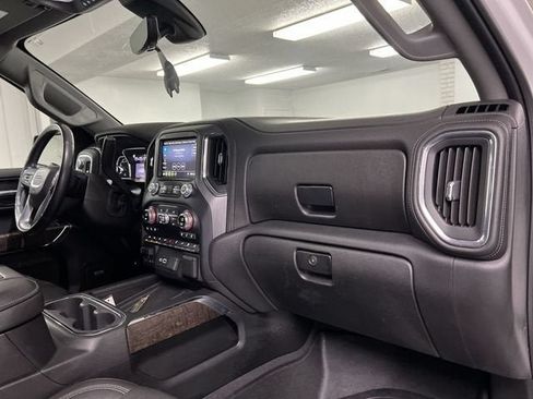 Certified 2019 GMC Sierra 1500 Denali w/ Denali Ultimate Package AWD/4WD image 30