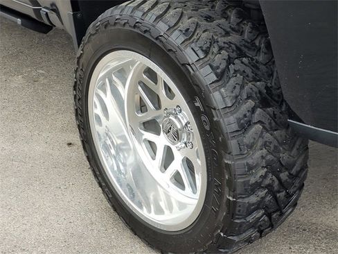 Used 2023 Chevrolet Silverado 1500 LTZ w/ LTZ Convenience Package II image 7