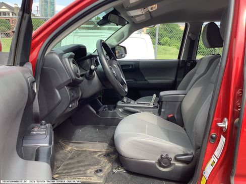 Used 2021 Toyota Tacoma SR w/ SR Convenience Package RWD image 12