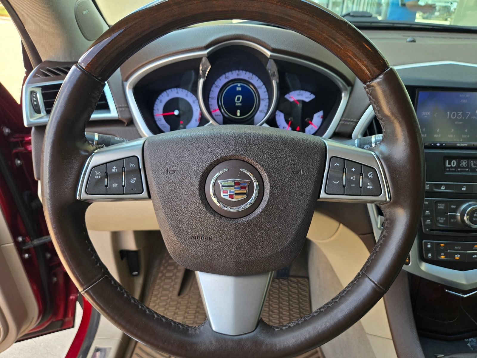 Used 2012 Cadillac SRX Premium FWD image 11