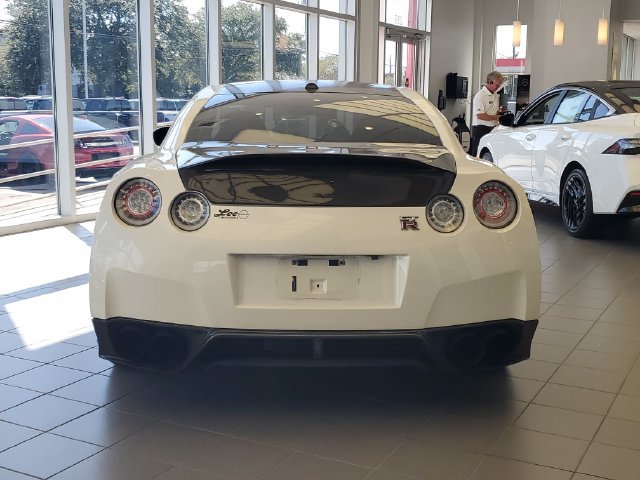 Used 2014 Nissan GT-R Track Edition AWD/4WD image 6