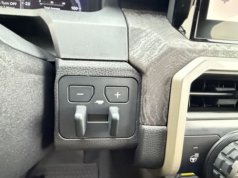 New 2026 Toyota Tacoma Limited AWD/4WD image 23