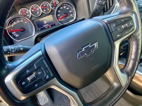 Used 2021 Chevrolet Silverado 1500 RST w/ Convenience Package II image 40