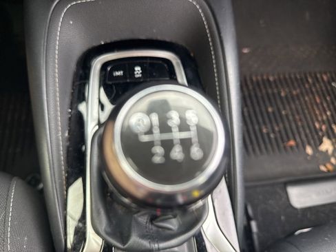 Used 2021 Toyota Corolla SE image 13