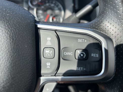 Used 2025 RAM 2500 Tradesman image 27