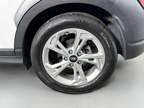 Used 2023 Hyundai Kona SEL w/ Convenience Package image 37