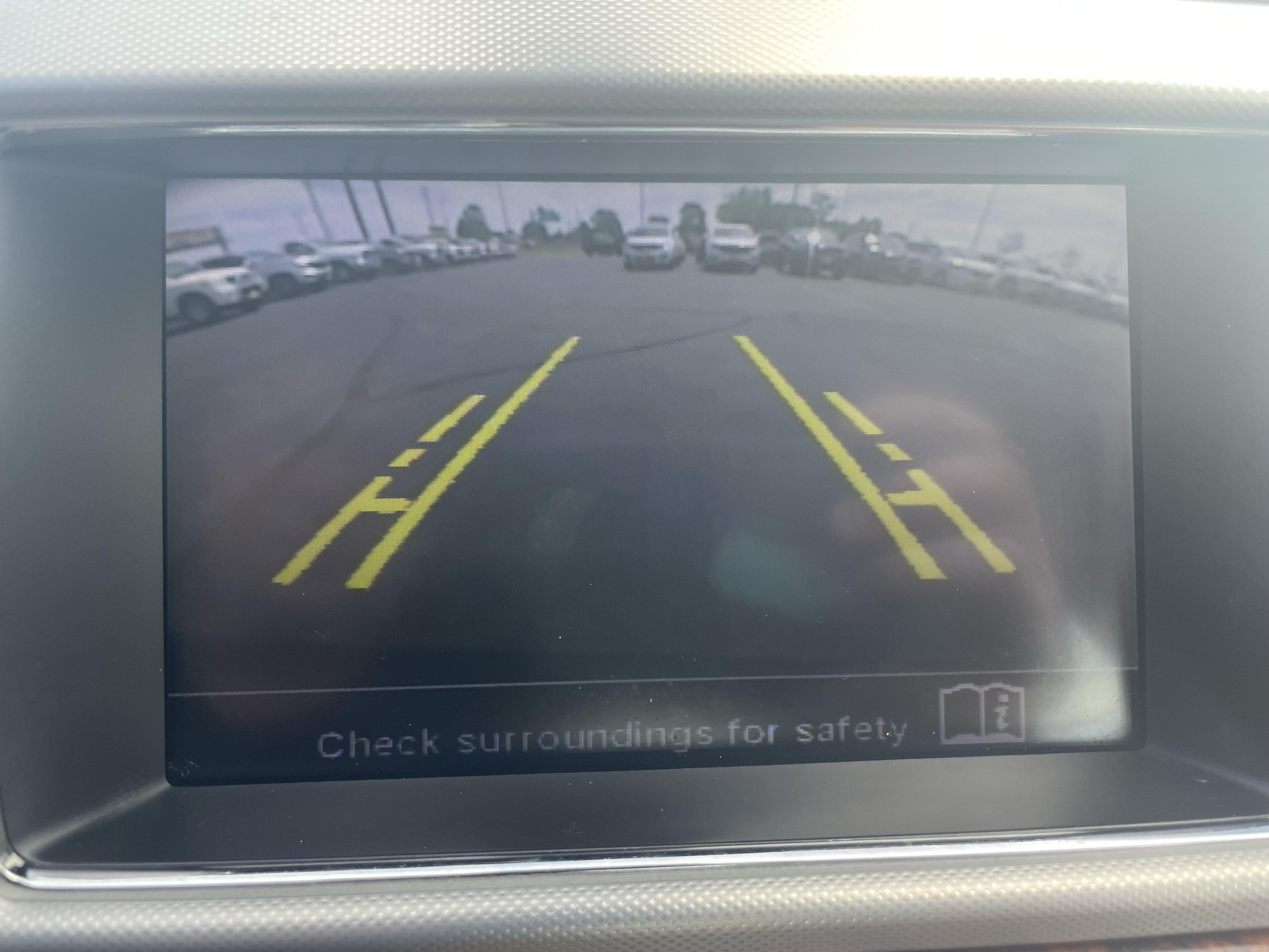 Used 2015 Jaguar XF Portfolio RWD image 25