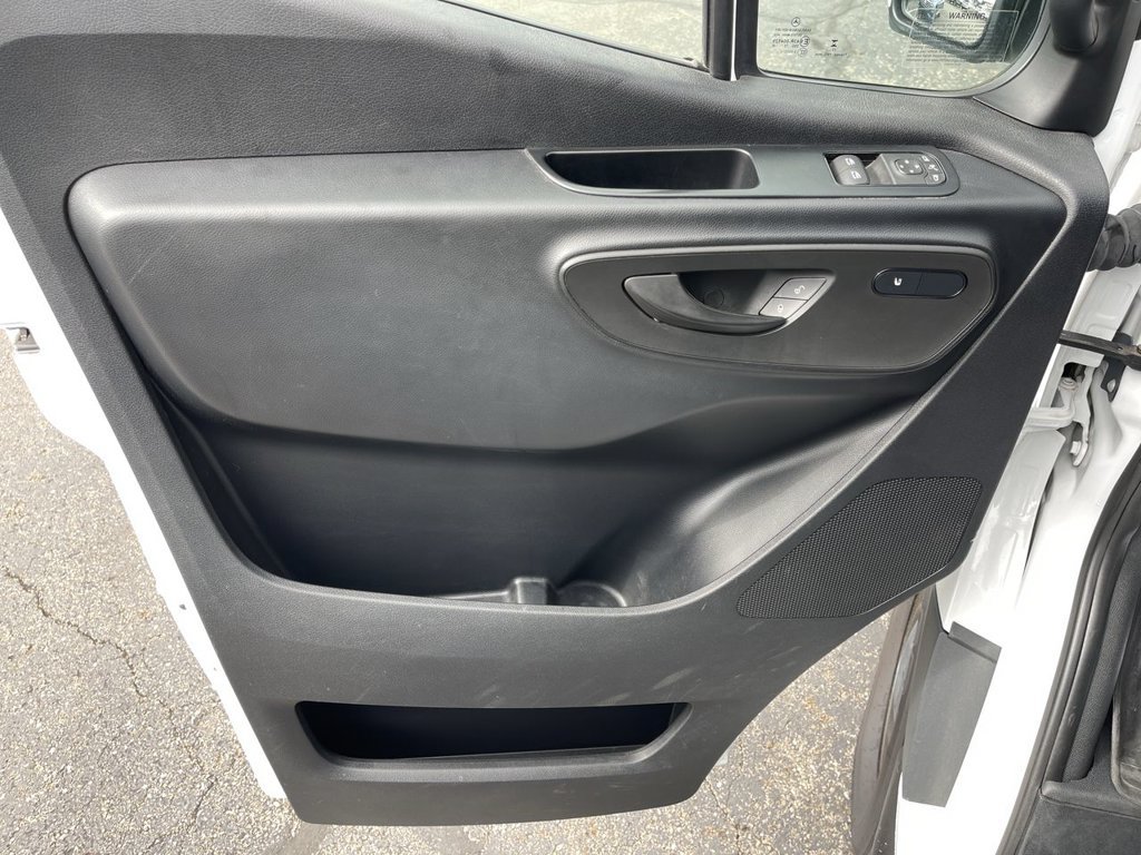Used 2024 Mercedes-Benz Sprinter 2500 image 5