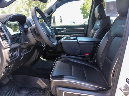 Used 2025 RAM 1500 Laramie image 16
