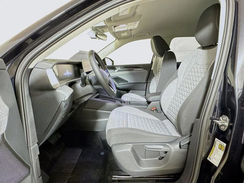 New 2026 Volkswagen Tiguan S FWD image 11
