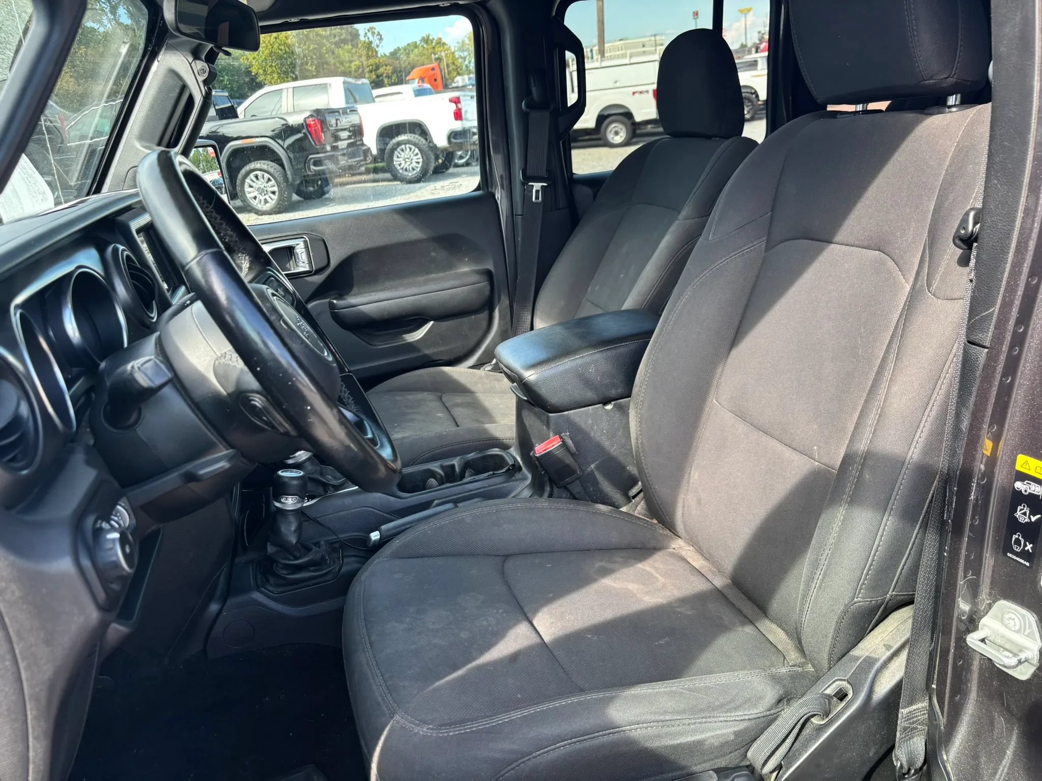 Used 2021 Jeep Wrangler Unlimited Sport AWD/4WD image 13