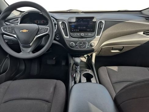 Used 2024 Chevrolet Malibu LS image 10